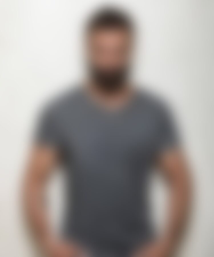 Muscle fit t-shirt